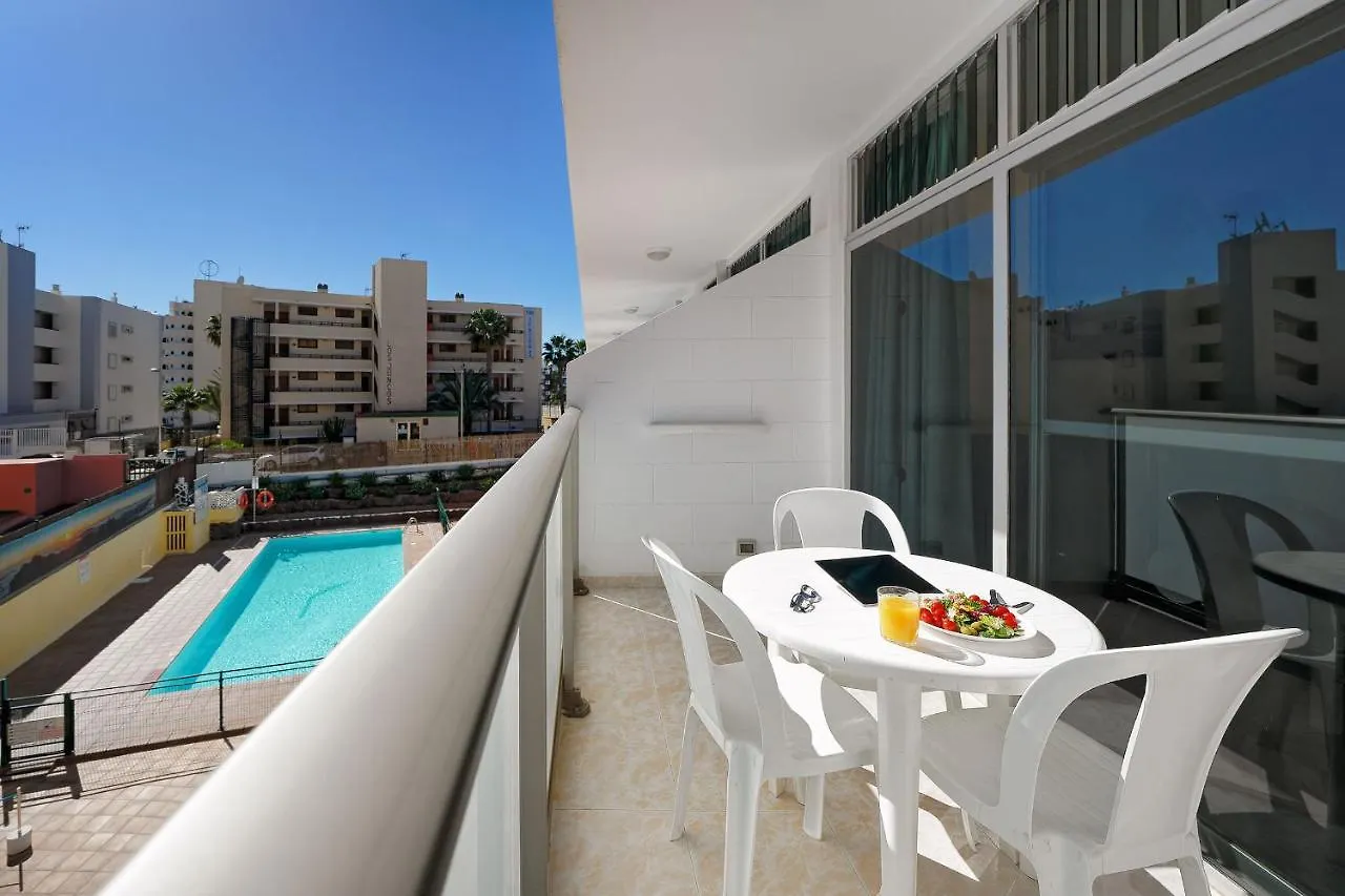 Apartamentos Strelitzias Πλάγια ντελ Ινγκλές
