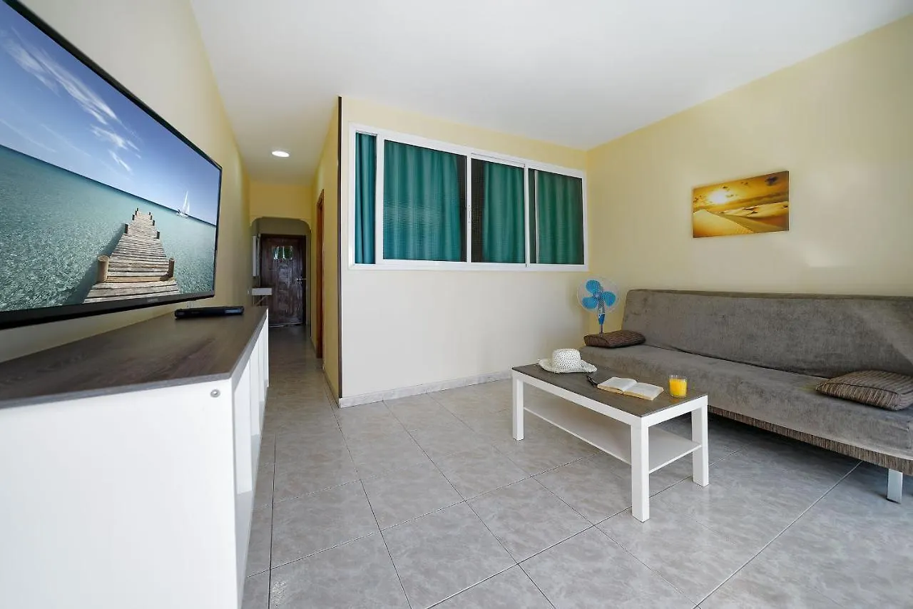 Apartamentos Strelitzias Πλάγια ντελ Ινγκλές