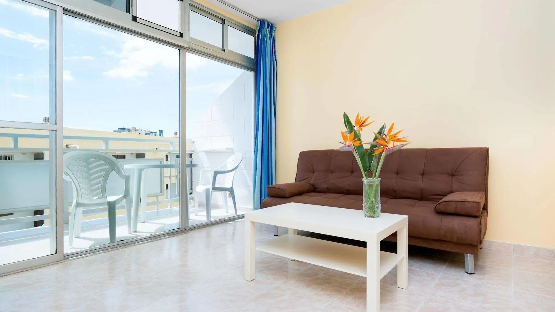 Apartamentos Strelitzias Πλάγια ντελ Ινγκλές 0*,  Ισπανία