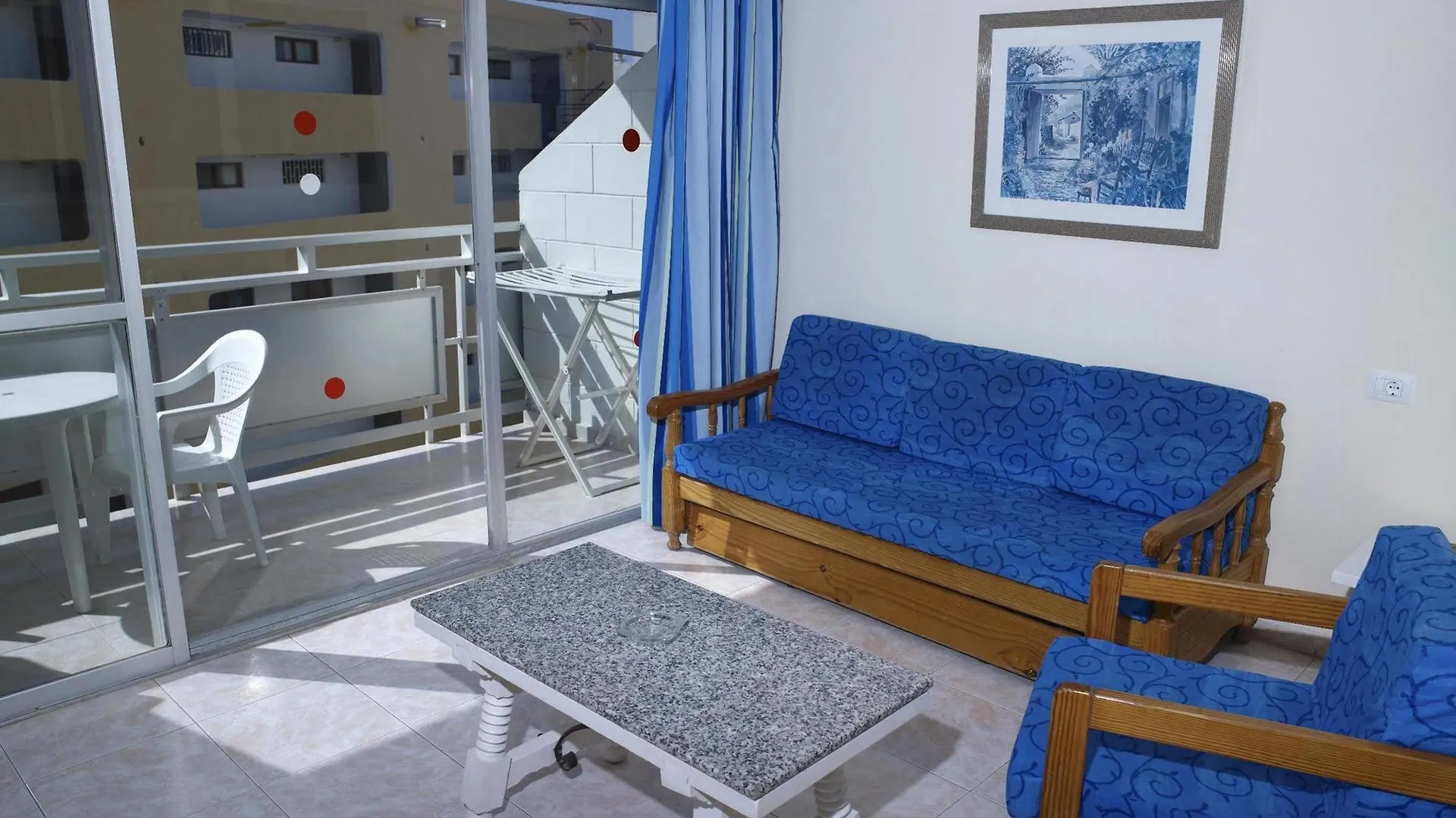 Apartamentos Strelitzias Playa del Inglés