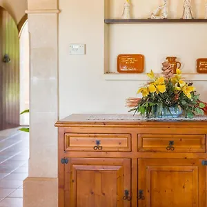 https://villa-lagoon.balearic-islands.net
